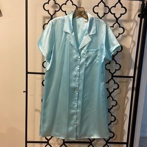 NWOT Adonna satin button-down night shirt